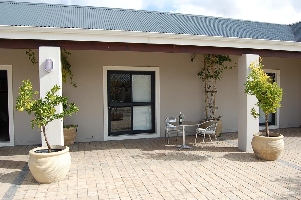 Longacre Olive & Vineyard Estate Guest House Лангебан Екстериор снимка