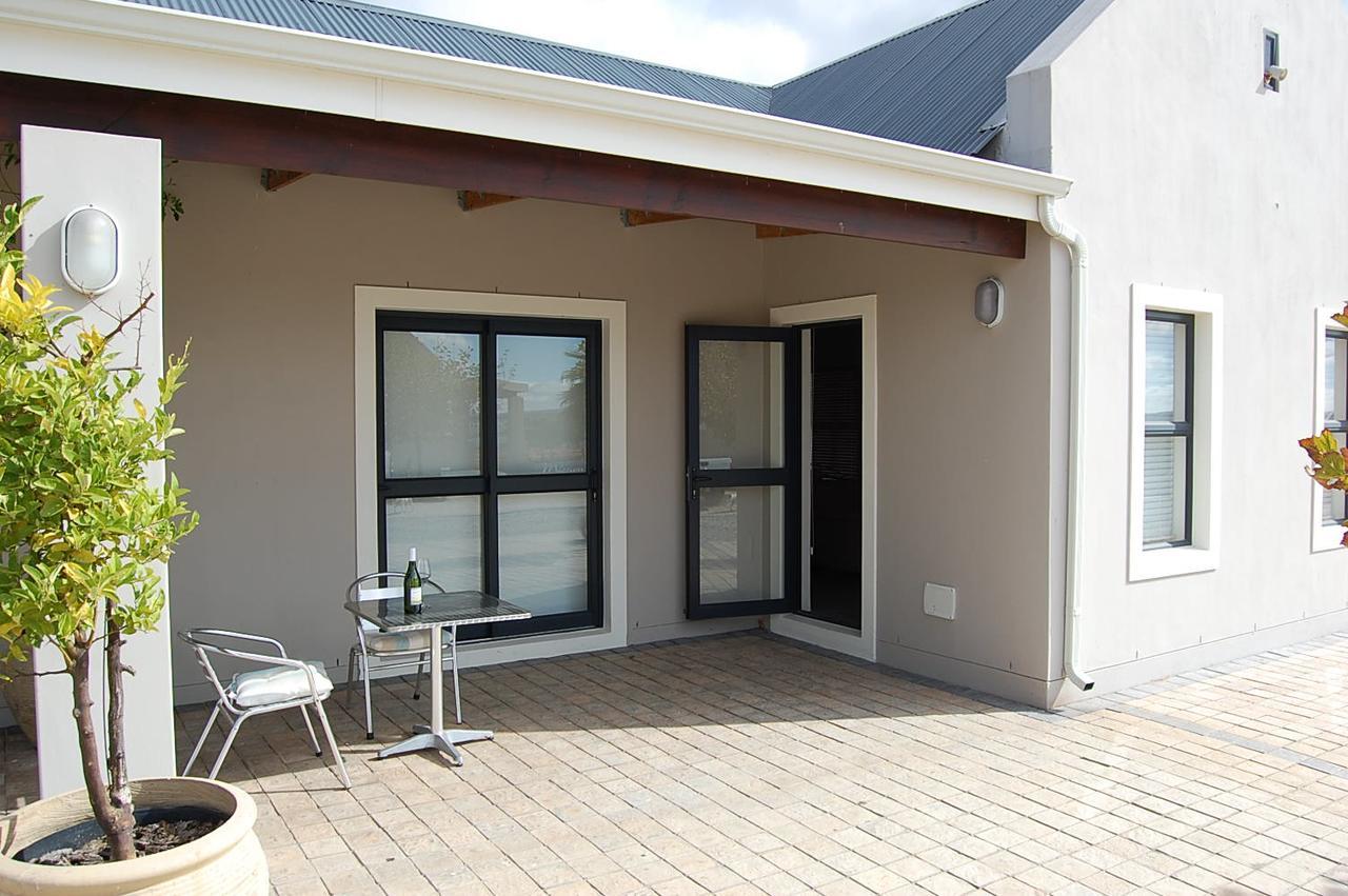 Longacre Olive & Vineyard Estate Guest House Лангебан Екстериор снимка