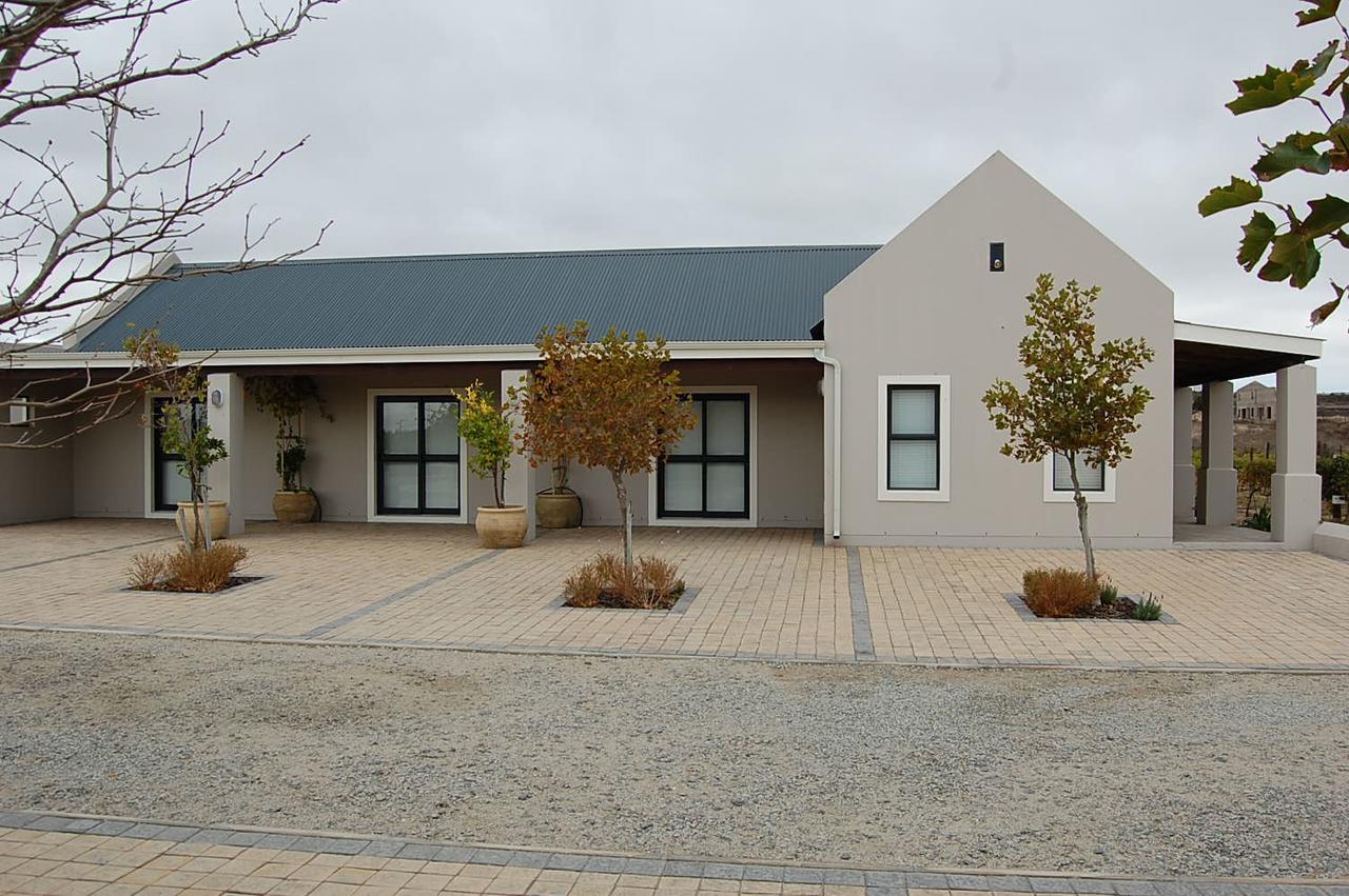 Longacre Olive & Vineyard Estate Guest House Лангебан Екстериор снимка